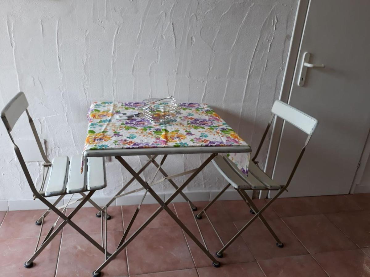 オルビアMonolocale Arianna Con Giardino Privato E Piscinaアパートメント エクステリア 写真